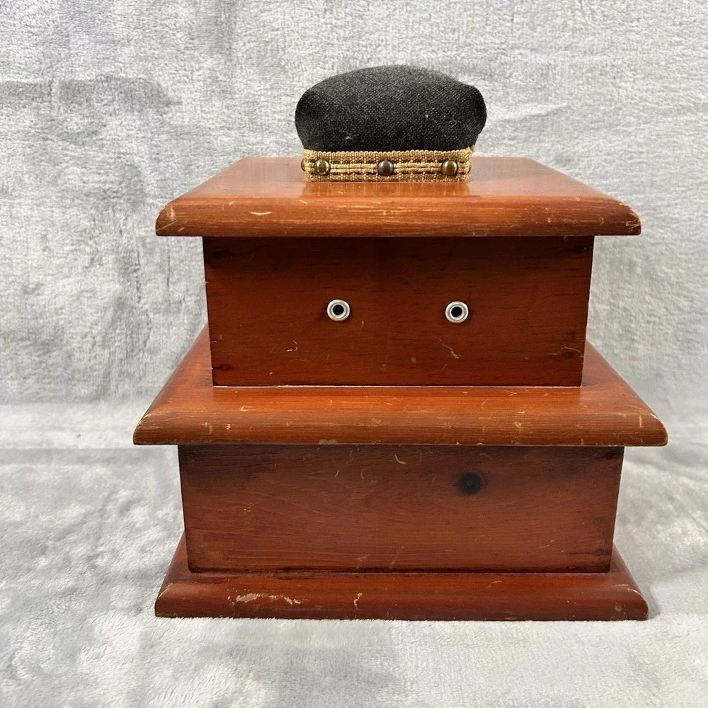 Antique Shaker Style‎ Wooden Sewing Box Drawer Spool Holders Pincushion